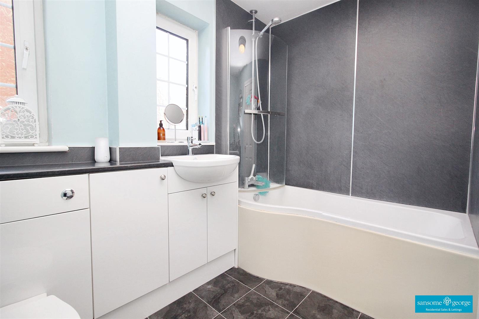Avington Close, Tilehurst, Reading